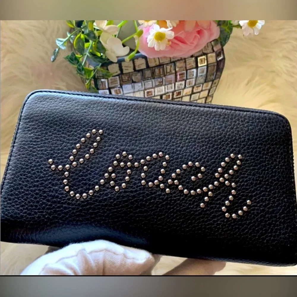 Coach Accordion Zip Black Leather Wallet